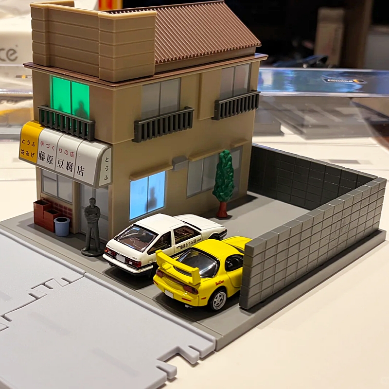 Takara Tomy Tomica Initial D T - огляд і ціна Model Kit Ae86
