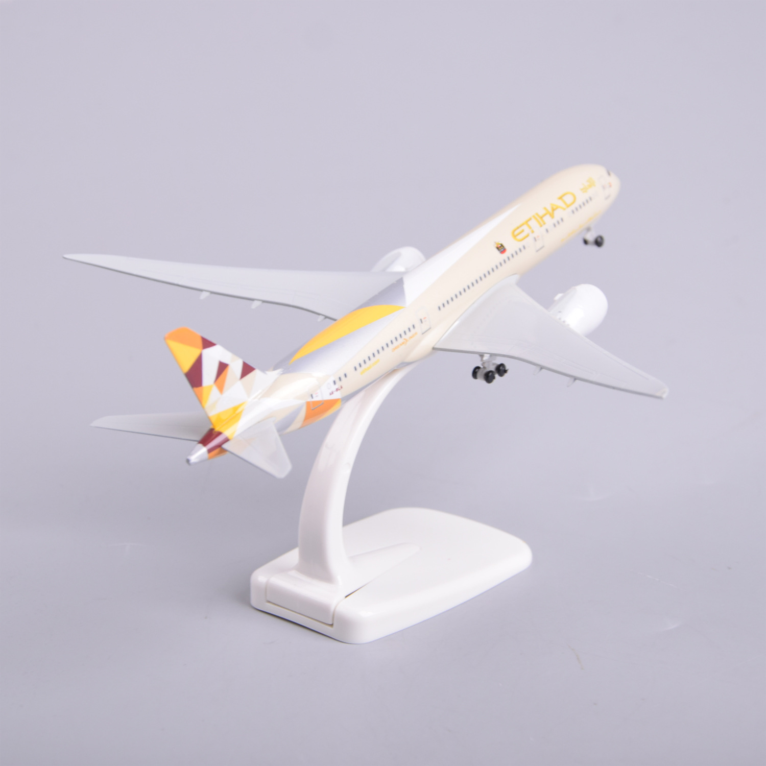 1/300 Scale 20cm Etihad B787 D - огляд і ціна Model Kit Planes