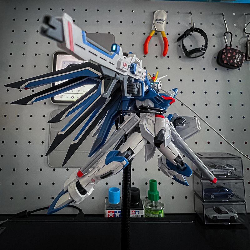 1/144 HG Scale Mecha Plastic M - огляд і ціна Model Kit Gundam Barbatos