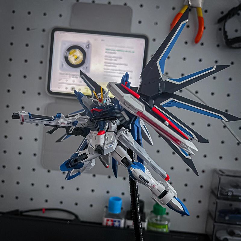 1/144 HG Scale Mecha Plastic M - огляд і ціна Model Kit Gundam Barbatos