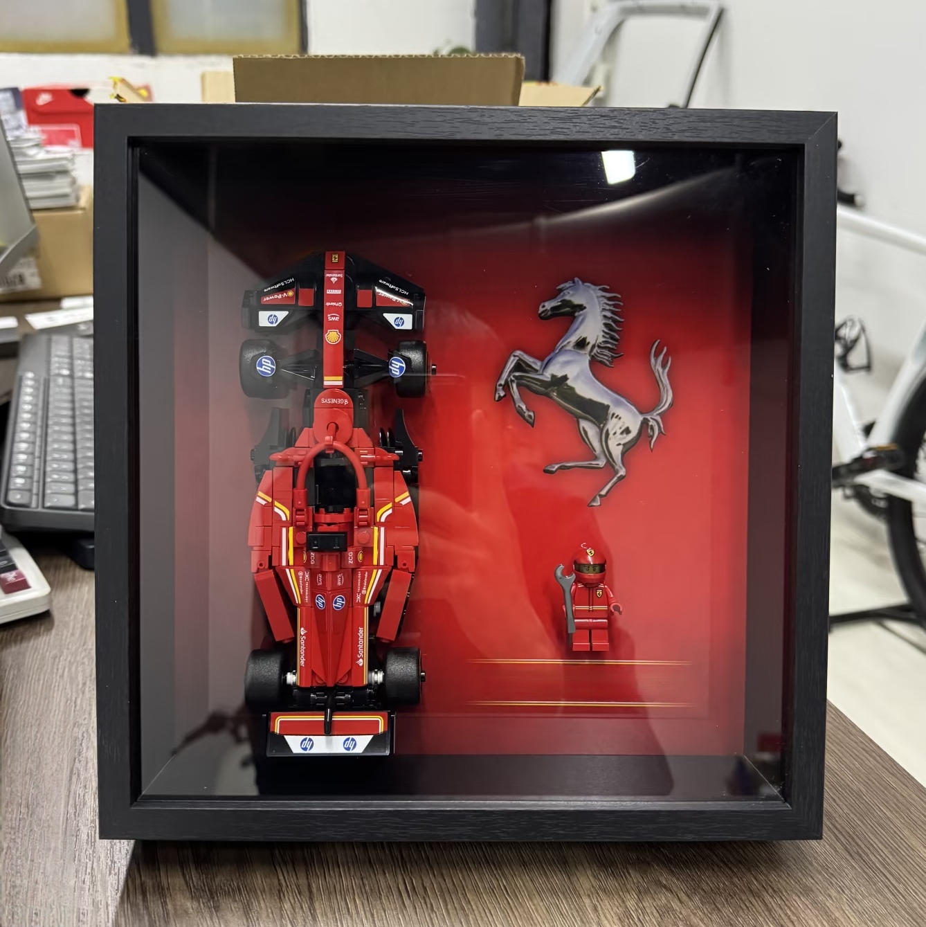 Display Wallboard Wall suitabl - огляд і ціна Model Kit F1