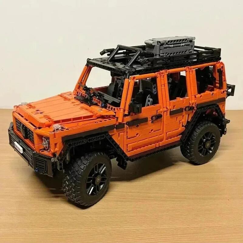 Orange off-road vehicle G500 i - огляд і ціна Model Kit Plastic